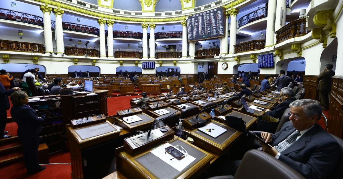 Pleno rechaza dictamen que propone derogar ley de proteccin contra la usura financiera.