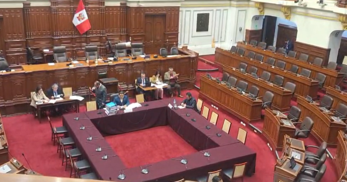 Solo un congresista presente en Comisión de Fiscalización: Hoy se debate informe sobre cirugías de Boluarte