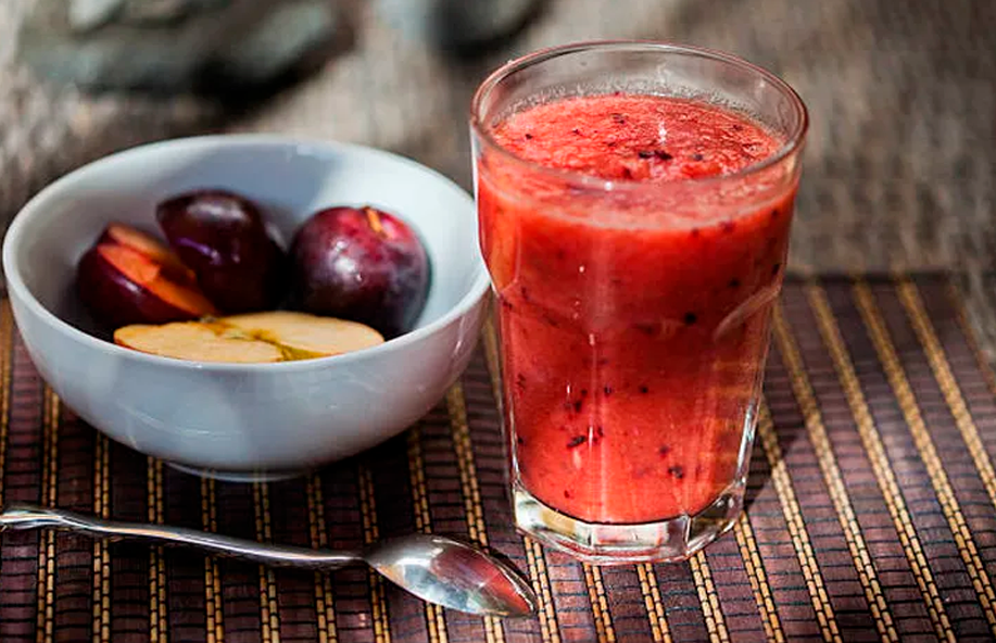 Receta de licuado de ciruela.