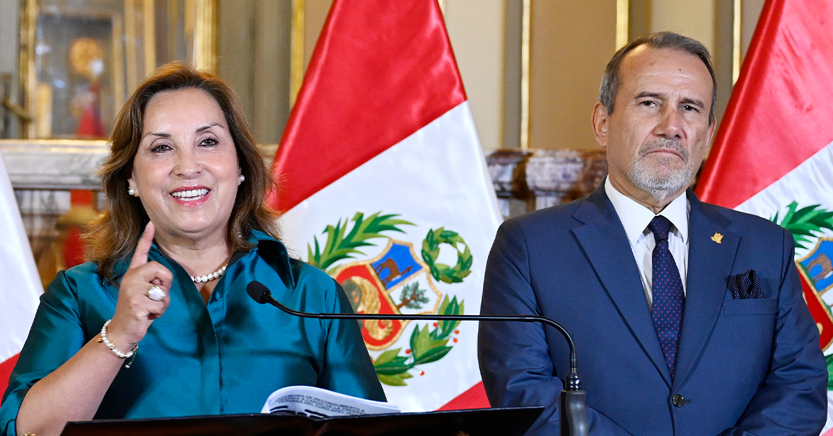 Canciller Elmer Schialer aconseja a Dina Boluarte bajar tensiones con Colombia: "Que la diplomacia funcione"