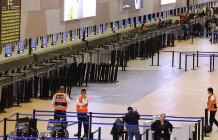 Así fue el cierre del Aeropuerto Internacional Jorge Chávez.