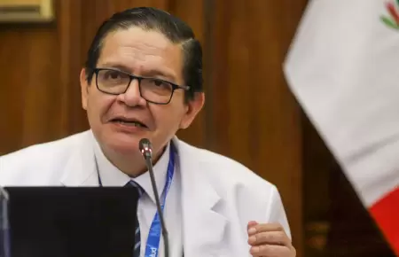 Presidente de EsSalud no cumpliría con los requisitos mínimos para el cargo.