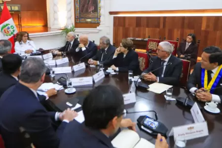 Ejecutivo inicia ronda de dilogo con bancadas del Congreso.