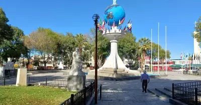 Municipio de Cerro Colorado habra favorecido a clan familiar en obra.