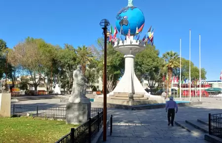 Municipio de Cerro Colorado habría favorecido a clan familiar en obra.