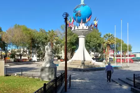 Municipio de Cerro Colorado habra favorecido a clan familiar en obra.