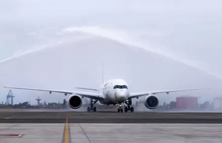 Nuevo aeropuerto no cuenta con suficiente combustible para su alta demanda.