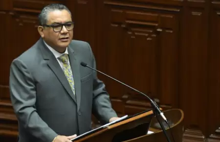 Exministro Juan Jos Santivez acusado por abuso de autoridad.