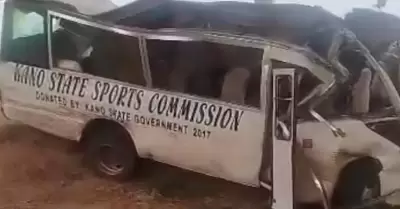 Accidente de bus deja 22 muertos en Nigeria.
