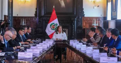 Ejecutivo se reunió con líderes y parlamentarios de Acción Popular.