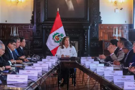 Ejecutivo se reuni con lderes y parlamentarios de Accin Popular.