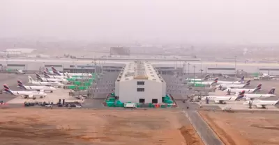Nuevo aeropuerto Jorge Chvez.