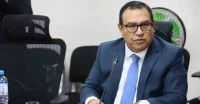 Ex primer ministro seguirá siendo investigado en el Parlamento.