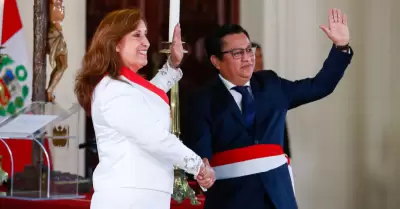 Ministro de Salud justifica viajes de Dina Boluarte