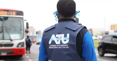 Experto en transporte urbano asegura que eliminar la ATU sera un retroceso.