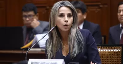 Titular del MTC habría pedido la salida de la jefa de Ositran, Verónica Zambrano