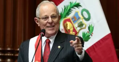 Expresidente PPK deberá permanecer 18 meses en el Perú.