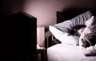 Qu significa que alguien se duerma con la televisin encendida? Esto revela la psicologa