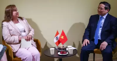 Dina Boluarte se reunión con el primer ministro de Vietnam.