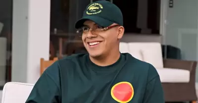 Guerra de modelos por Chechito