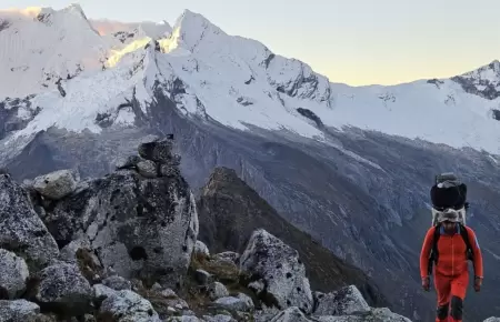Montañistas se unen a búsqueda de estudiantes en nevado Artesonaju.