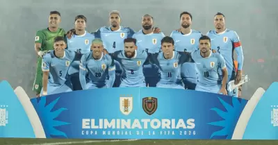 Uruguay se hizo fuerte en el Centenario.