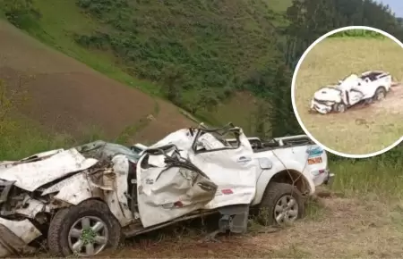Cada de camioneta a abismo deja cinco fallecidos en La Libertad.