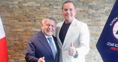 Renato Rossini presentado en APP por César Acuña.