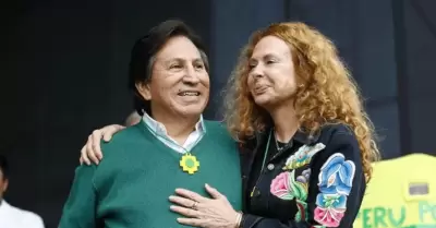 Piden 16 años de cárcel a expareja presidencial.