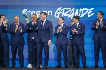 Alejandro Domnguez reelegido en la CONMEBOL.
