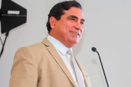 Gobernador Luis Neyra.