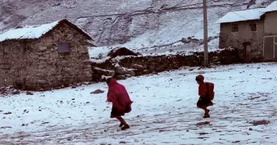 25 distritos de Ayacucho en alto riesgo por heladas y friaje.