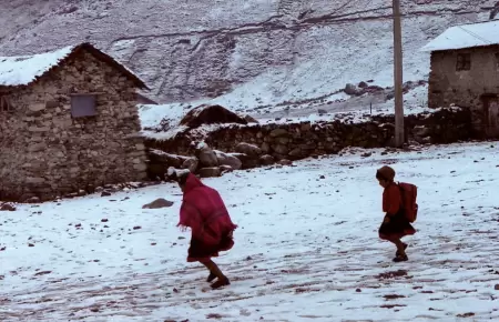 25 distritos de Ayacucho en alto riesgo por heladas y friaje.
