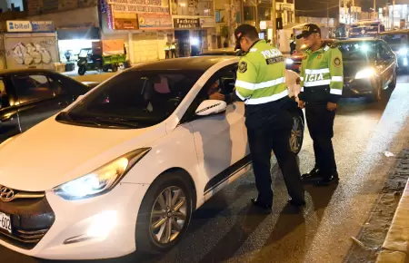 Estado de emergencia por 30 días más en 8 distritos de la capital.