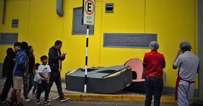 Letrero cado