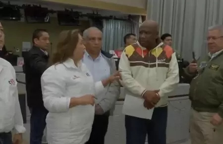 Dina Boluarte recibe reporte oficial en el COEN.