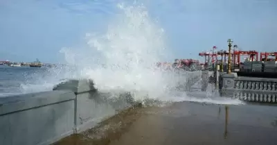 Oleajes intensos en el litoral peruano.