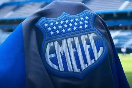 Emelec busca a otro peruano tras fichar a Christian Cueva.