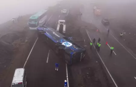 Heridos de accidente en Variante de Pasamayo fueron trasladados hasta el hospita