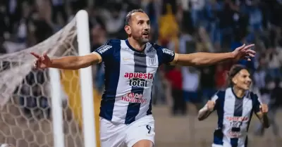Hernán Barcos lanza picante comentario