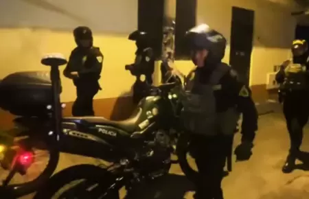 Delincuentes sueltan pitbull contra policas
