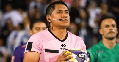 Michael Espinoza fue suspendido por CONAR tras polémico gol anulado.