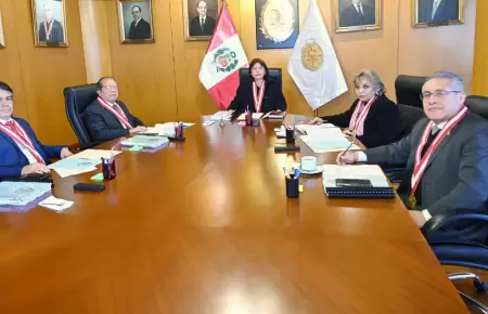 Junta de Fiscales Supremos da la bienvenida al fiscal Toms Glvez.