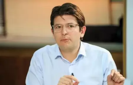 Miguel Uribe Turbay continúa grave.
