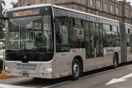 Cunto es la multa por invadir el carril exclusivo del Metropolitano?