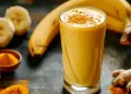 Antioxidante, fortalece huesos y previene enfermedades: El potente licuado que arrasa en invierno