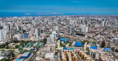 Temperaturas cálidas en Lima en el inicio del invierno.