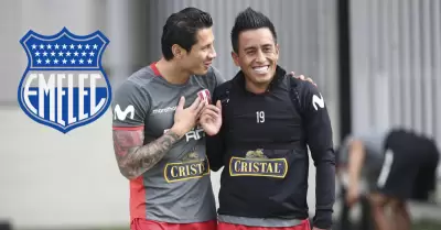 Cueva rompe su silencio sobre la posible llegada de Lapadula a Emelec.