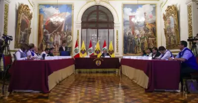 Acusan ausencia del alcalde de Lima en las sesiones de concejo.