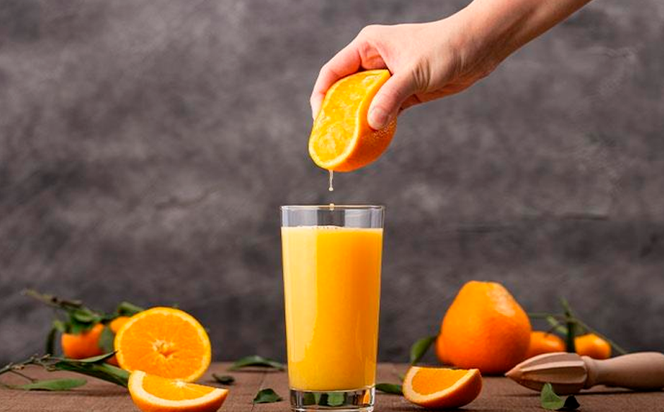 Jugo de naranja y sus beneficios.